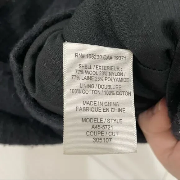 Joie Wool Bend Black Quilted Mini Skirt Women’s Size 10 - Picture 6 of 8